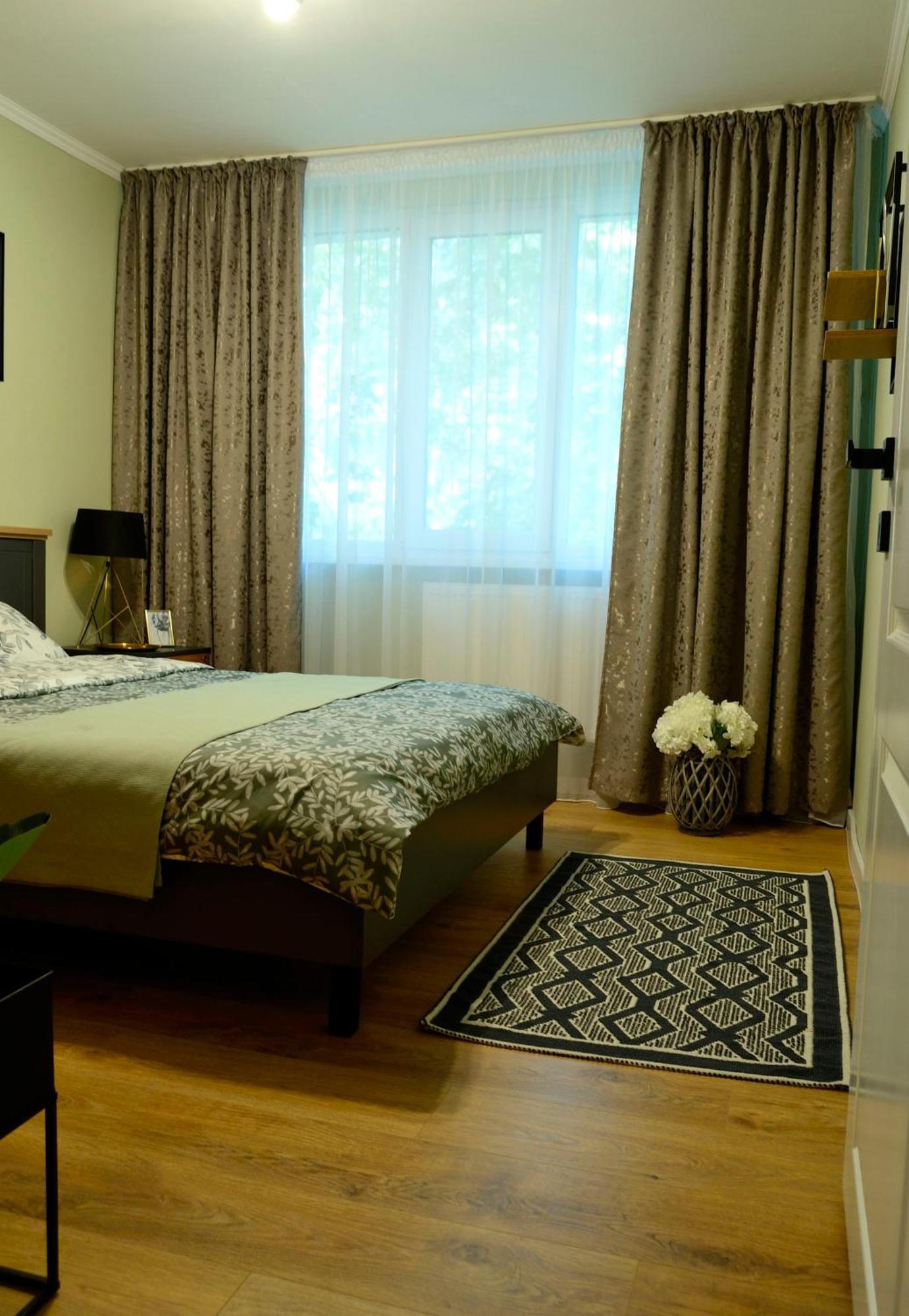 Cozy 2 Rooms Apartment Drumul Taberei Bucareste Exterior foto